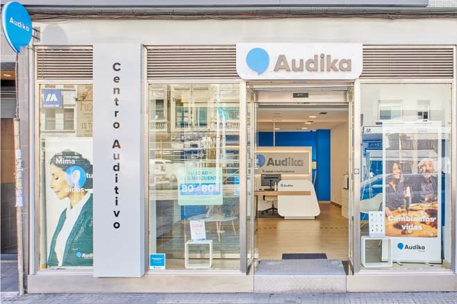 Centro auditivo Audika en Calle Ramón y Cajal, a Coruña 