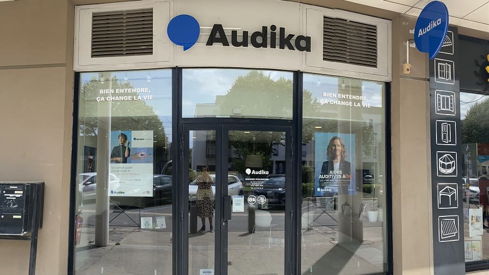 Image de la devanture extérieure du centre auditif Audika à Castlenau