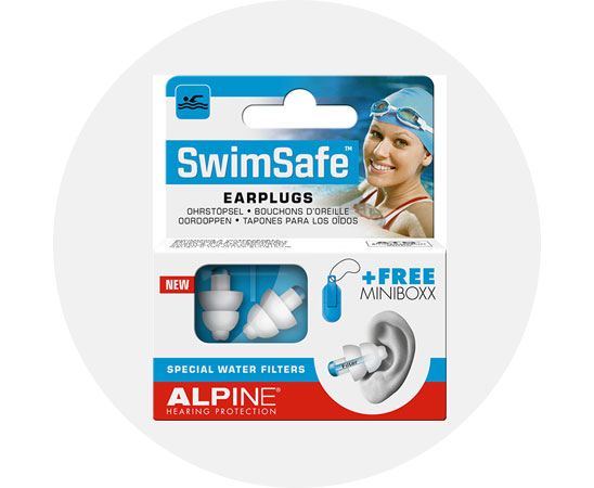 Uniwersalne ochronniki słuchu Alpine SwimSafe.