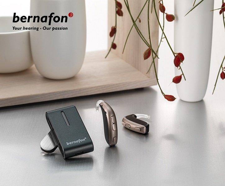 Grafika przedstawiająca producenta aparatów słuchowych – firma Bernafon.