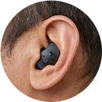 Snygg hörapparat Oticon Own i ITE modell som placeras i ditt öra.