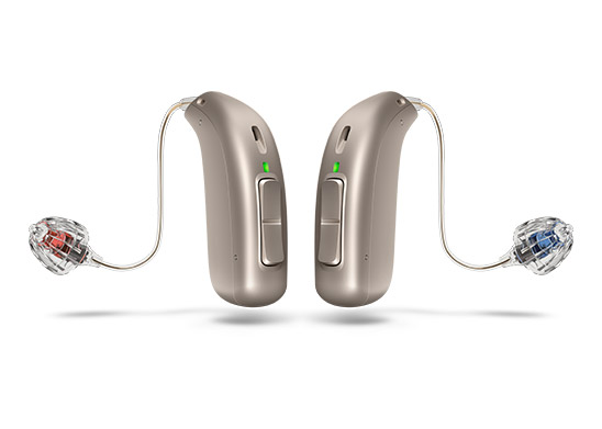 Bild på hörapparater som man kan rehabilitera hörselnedsättning med