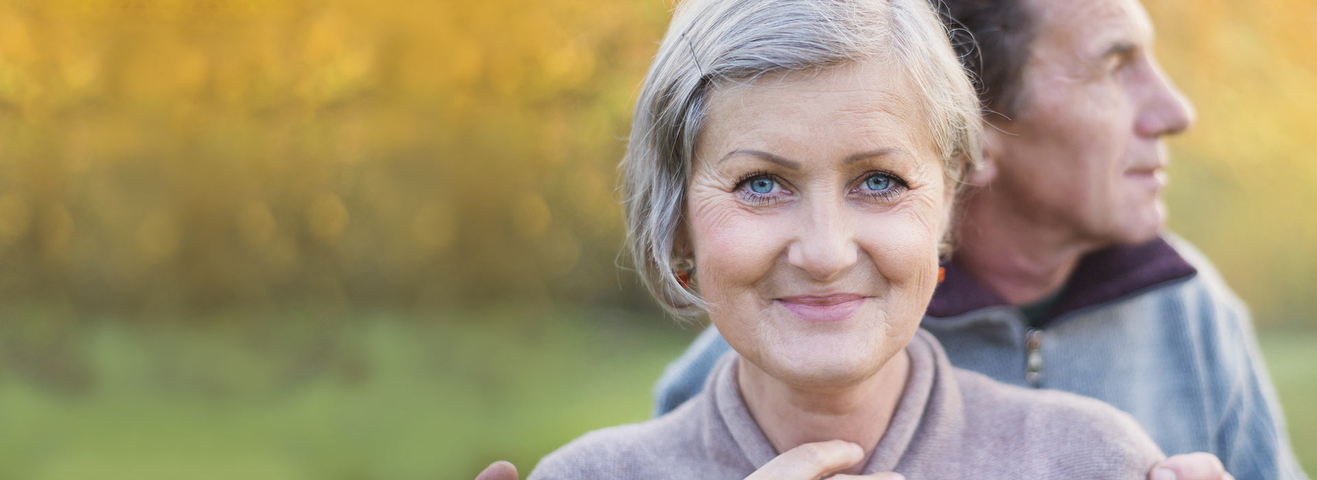 Afbeelding van een oudere man en vrouw